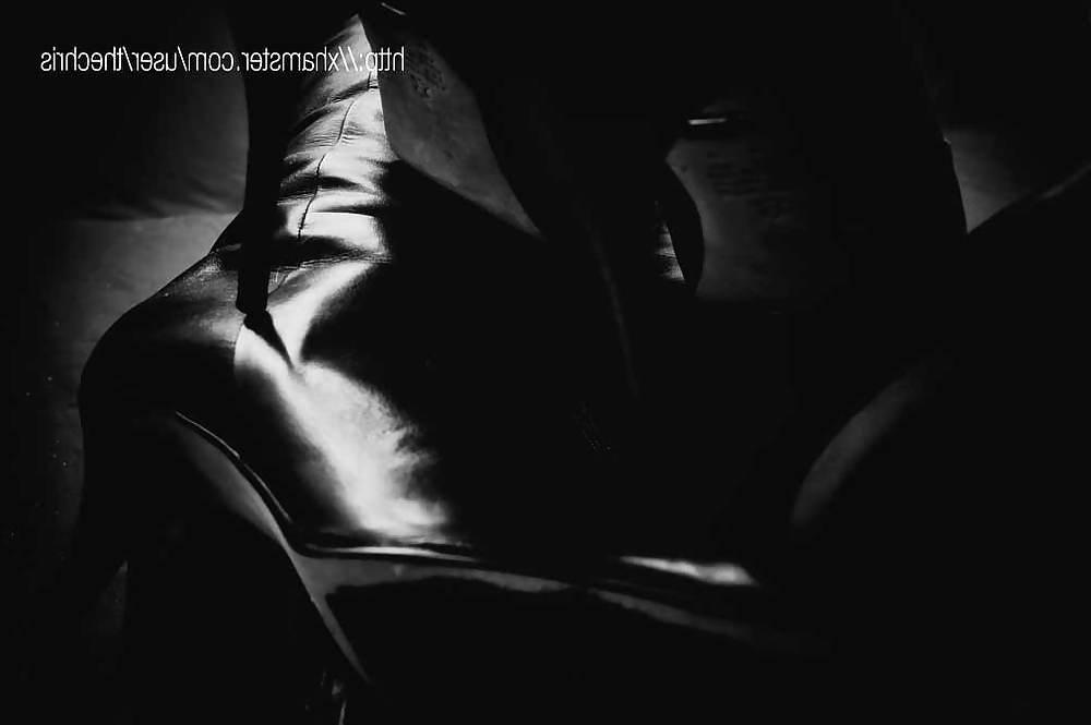 16P Boots, Pumps and Gloves