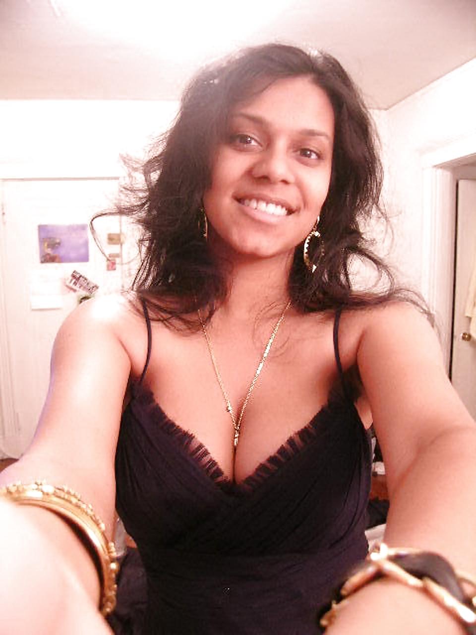 21P Indian Selftshot With Amazing Tits