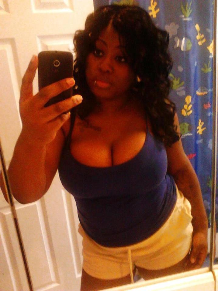 21P Hot sexy ebony girls