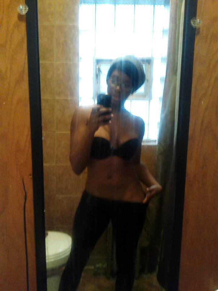 21P Hot sexy ebony girls