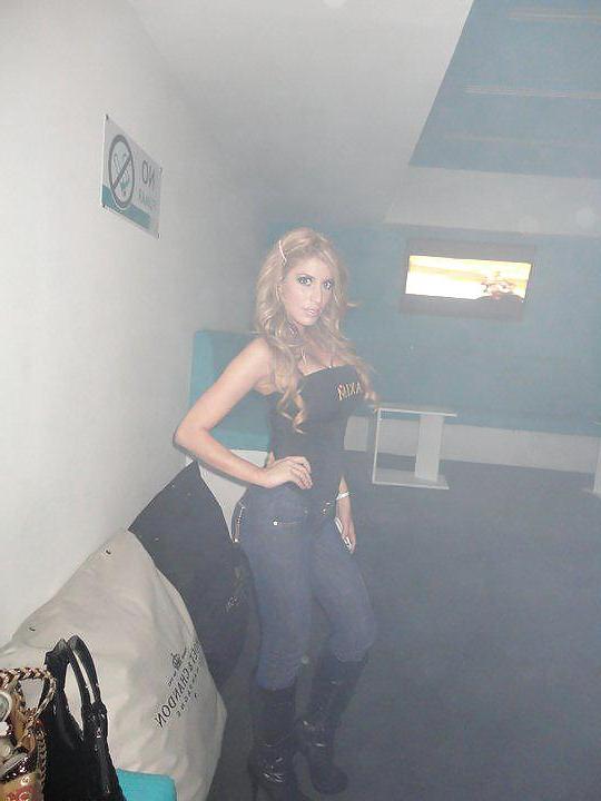 25P Sexy women in boots