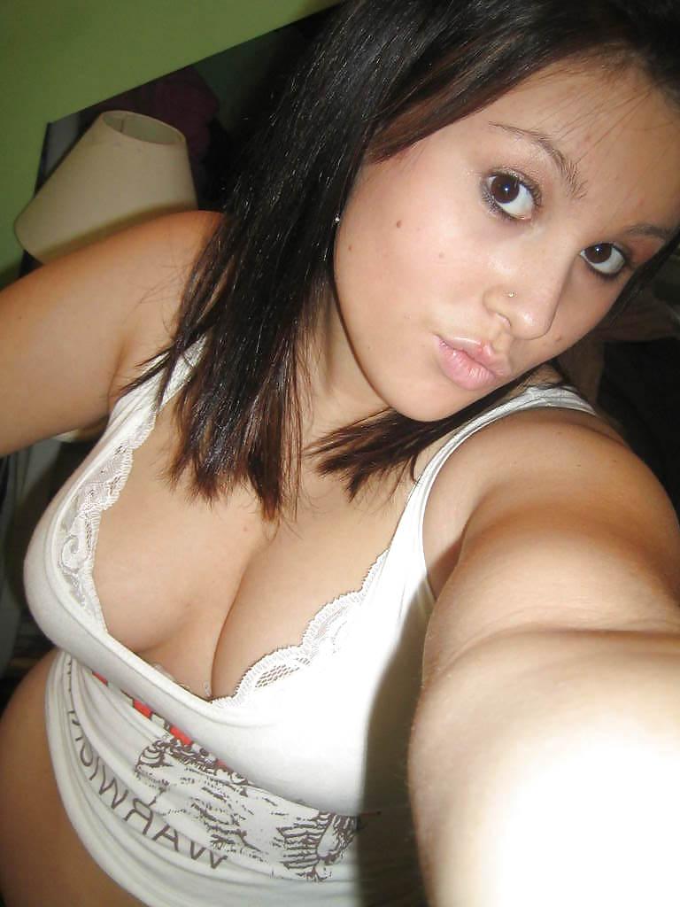 25P Bra Babes 25