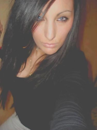 17P Anissa Beurette