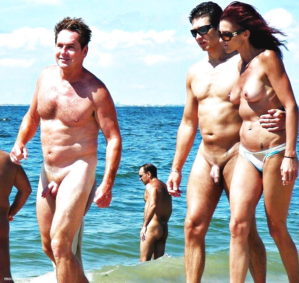 25P Best nudists