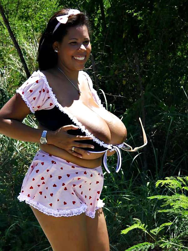 12P Big Boobs latina vanessa del
