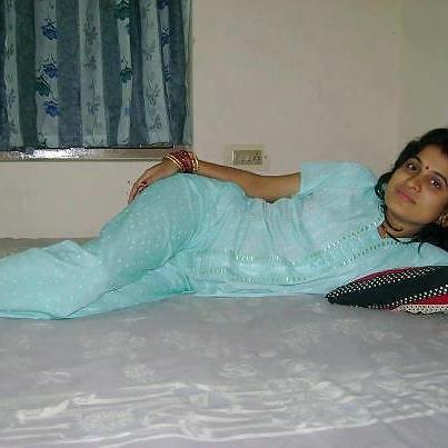 21P Indian sexy boobs