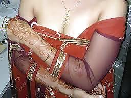21P Indian sexy boobs