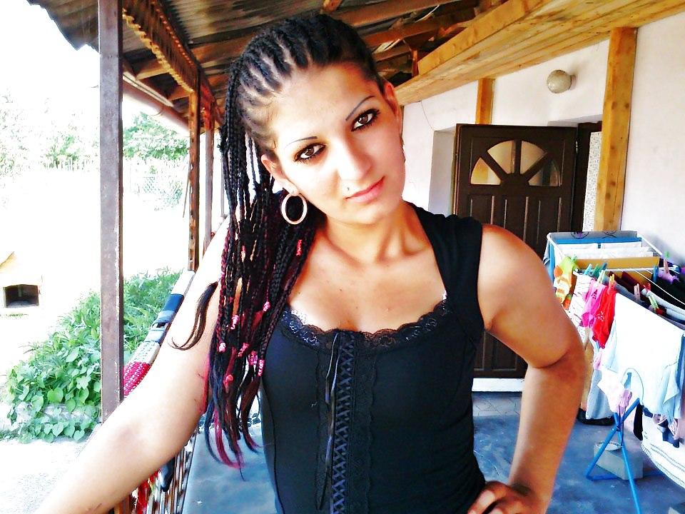 13P Hungarian girls