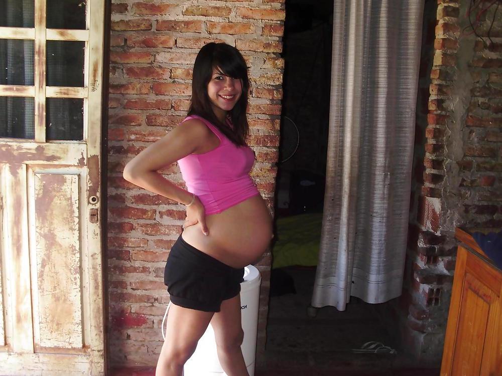 23P Pregnant babes from facebook