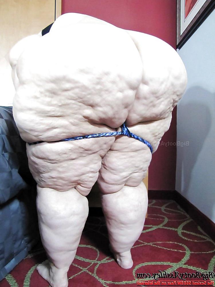 25P Massive butts IV