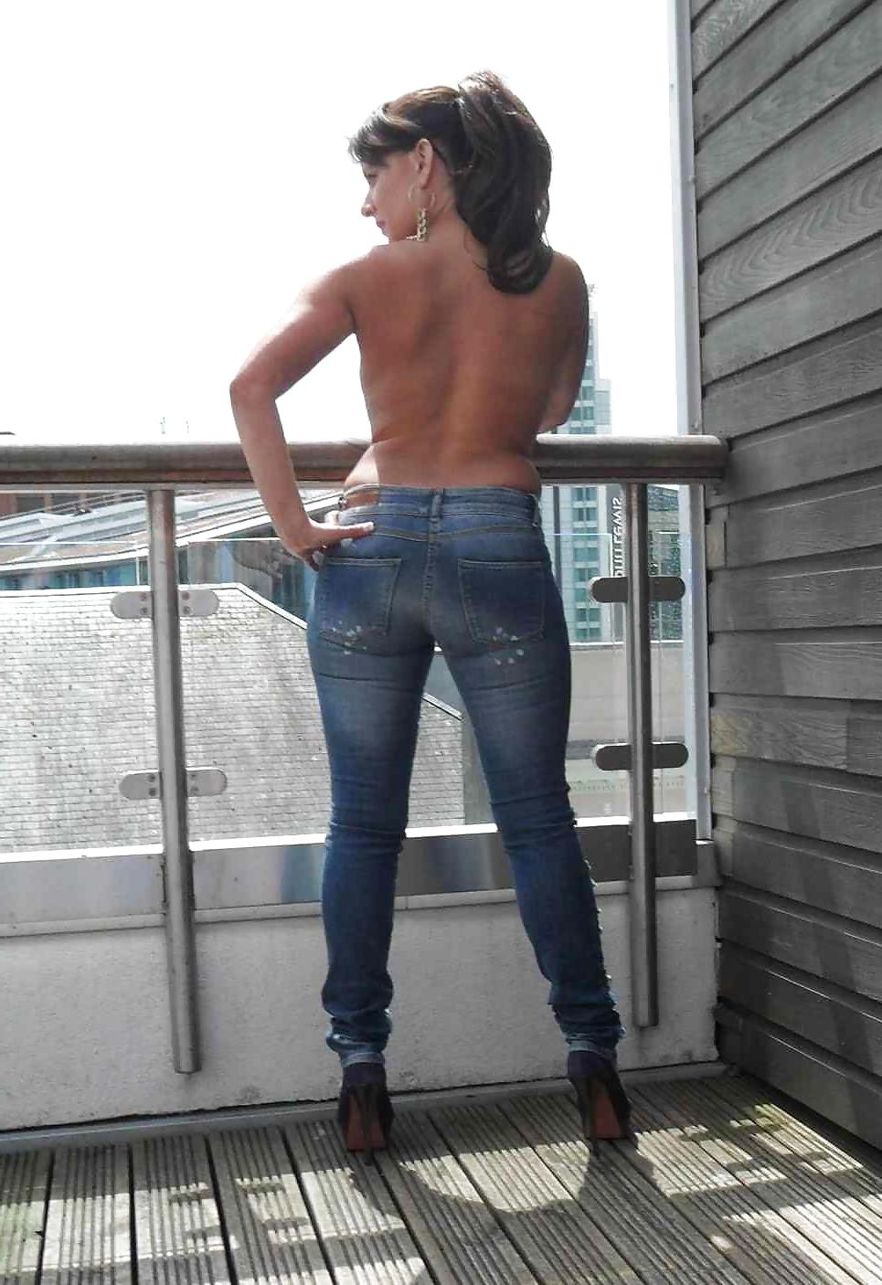 25P Sexy MILF With Big Ass And Tits by DarKKo