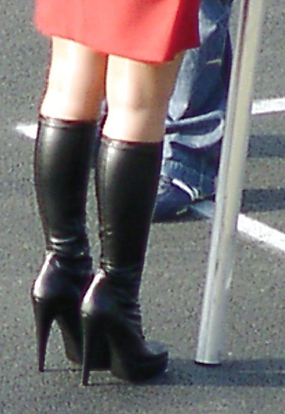19P Sexy boots