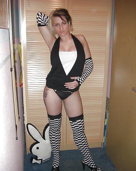 25P Stolen Pics - German Chick Part 1