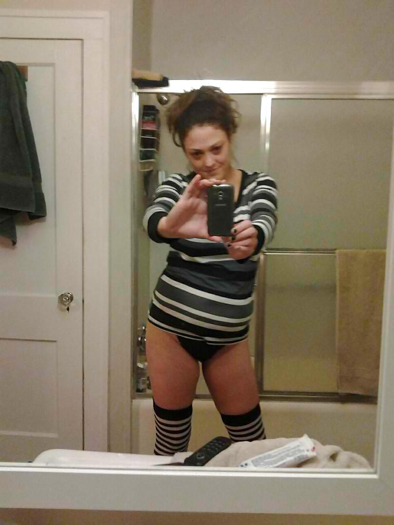 6P Stolen Cellphone Pics