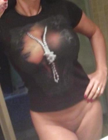 22P Huge Tits, Tight Tops 37