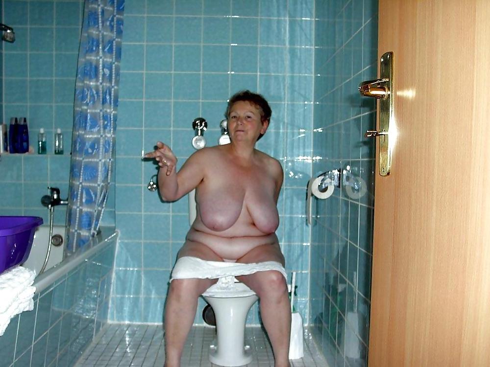 14P Saggy tits 25.