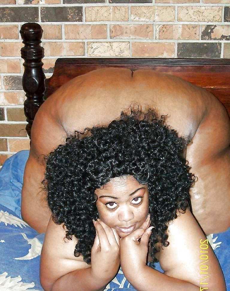 25P Big and large ass