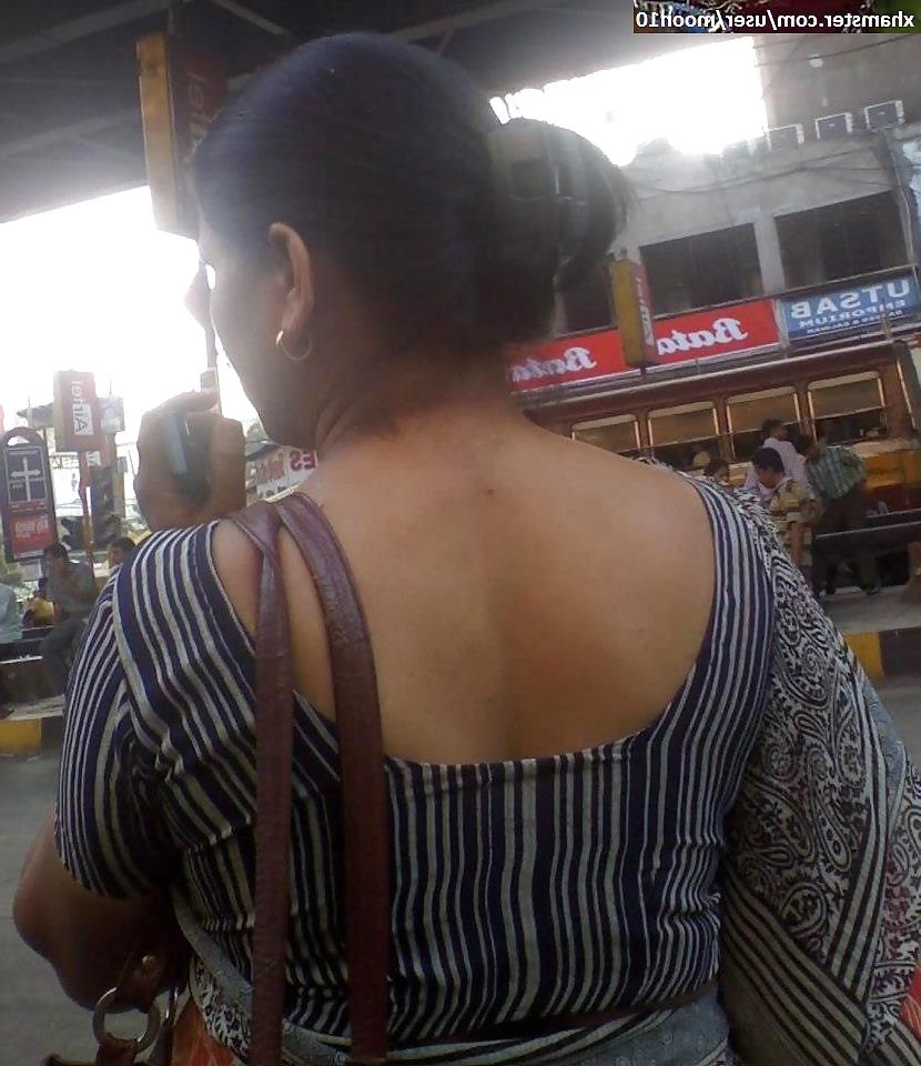 25P Indian women capture from streat 