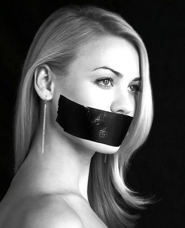 25P Best from Yvonne Strahovski II
