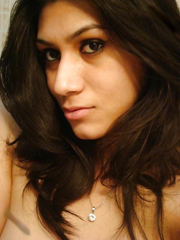 23P Indian girl (jansi)