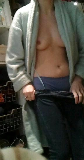 25P Blonde MILF With Small Tits Voyeured