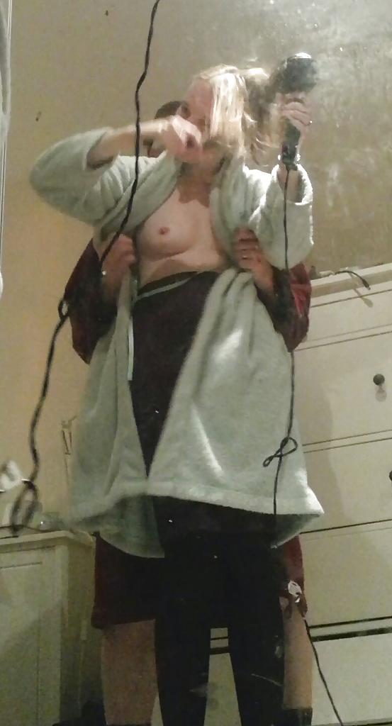 25P Blonde MILF With Small Tits Voyeured