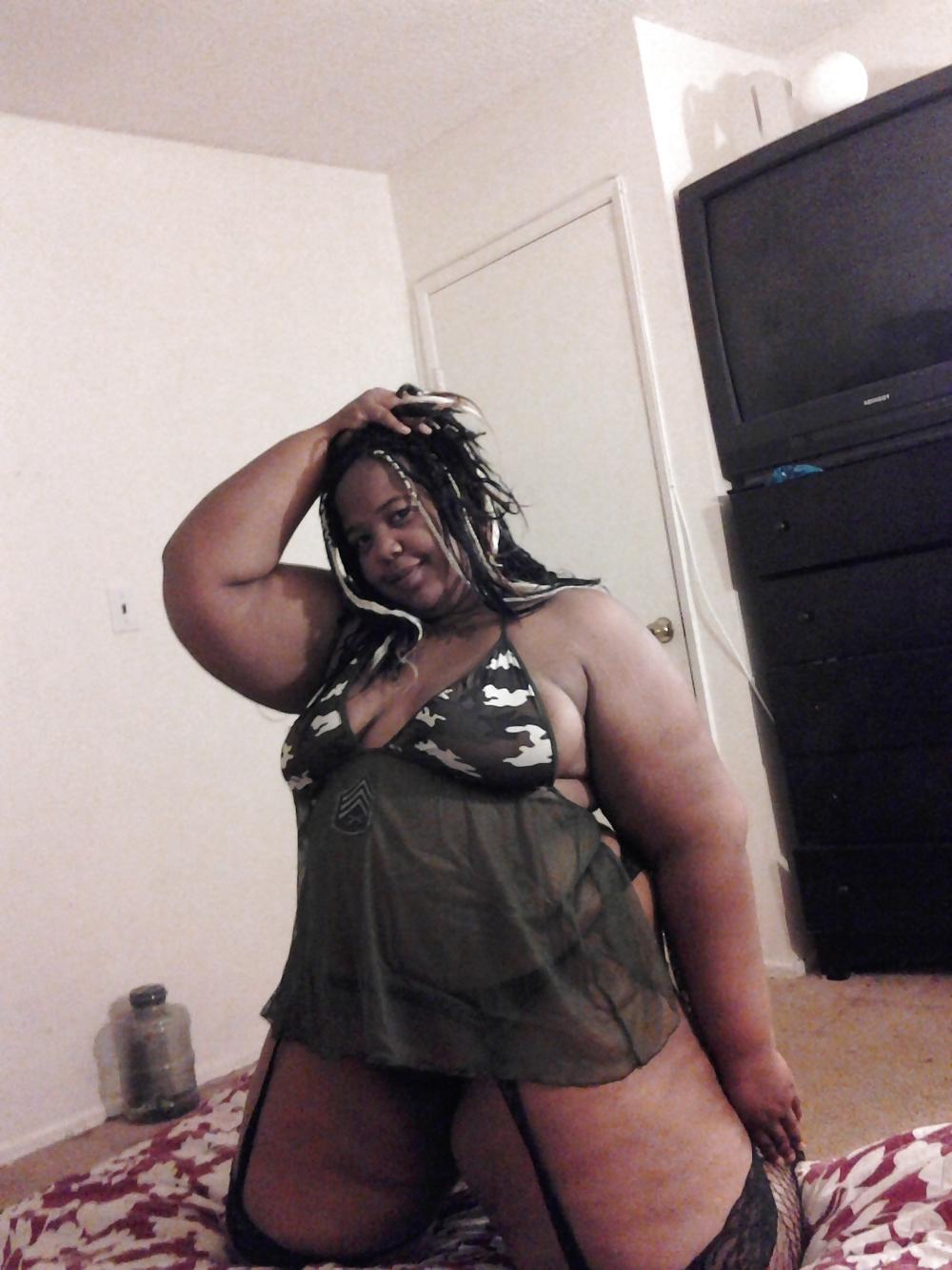 11P MY NEW THICK HONEYS''