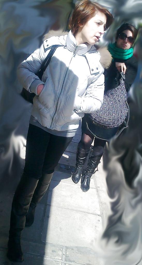 25P HORNY  GREEK  WOMEN  IN  BOOTS