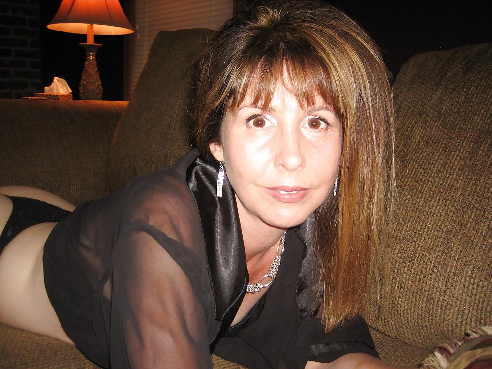 18P Sexy American Mom (non nude)