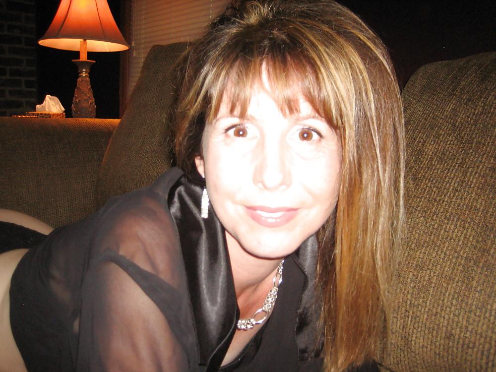 18P Sexy American Mom (non nude)