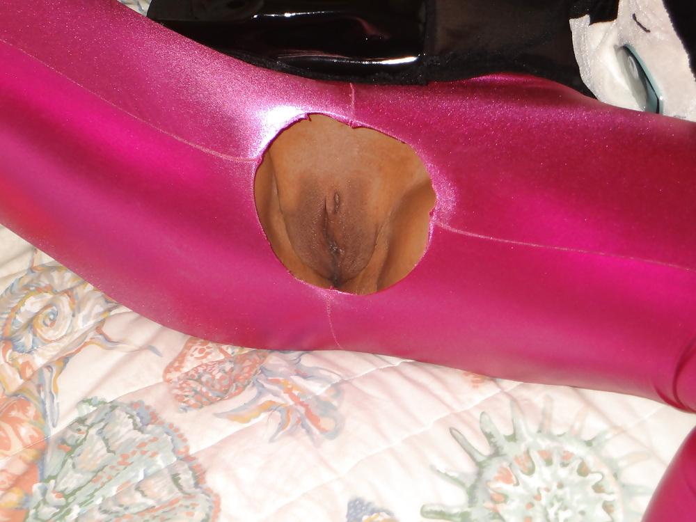 19P Shiny Pink Leggings.. Creampie