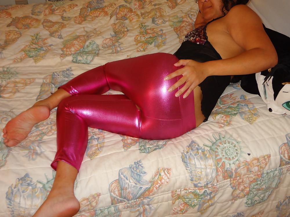 19P Shiny Pink Leggings.. Creampie