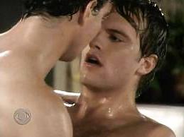 25P Gay kiss! fucking hot!