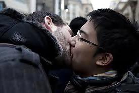 25P Gay kiss! fucking hot!