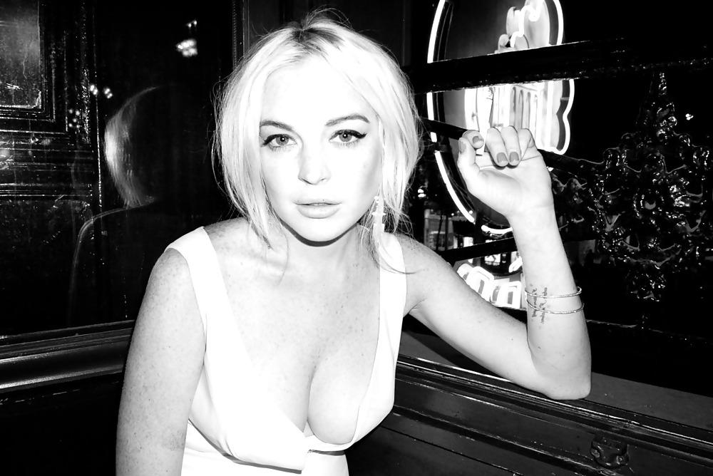 13P Lindsay Lohan ... White Photoshoot In White Dress