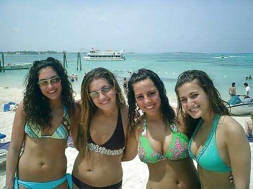 16P Beurette arab a la playa bis