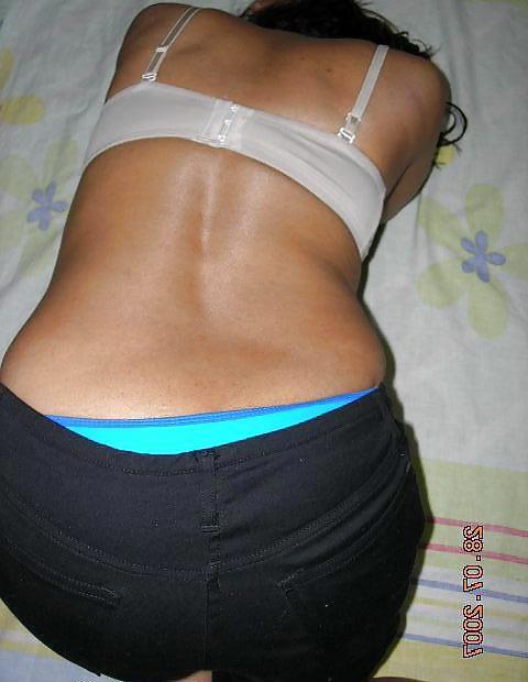 11P Sexy indian aunty