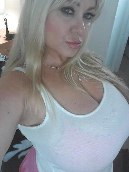 19P Huge Tits, Tight Tops 42