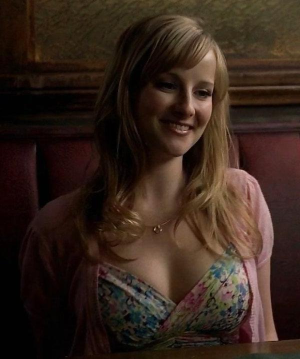 25P Big Bang Theory Bernadette
