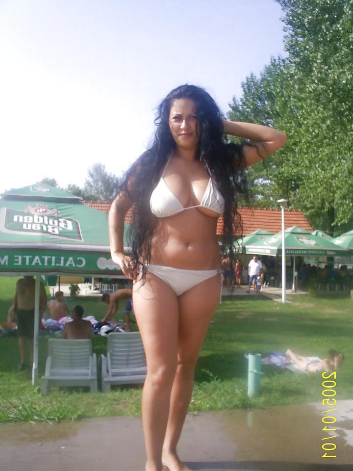 13P Romanian milf: Otilia
