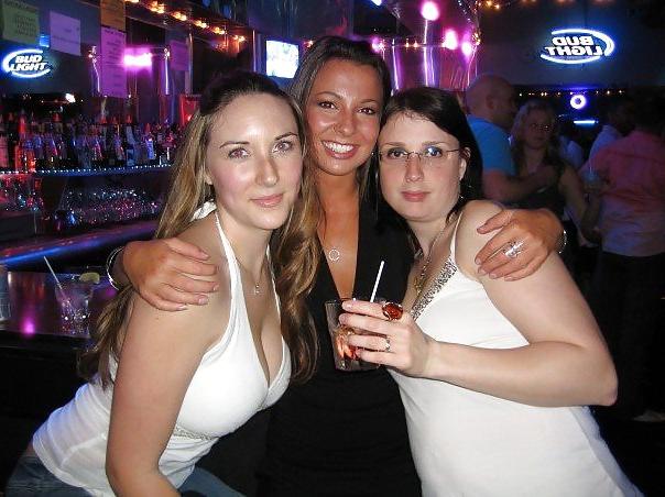 25P More sexy ladies! with big boobs.