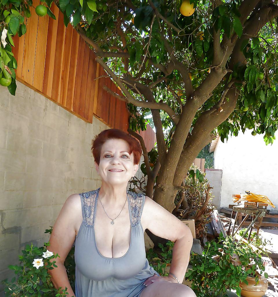 12P Big Breasted Saggy Granny