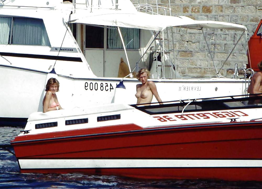 25P Babes & Boats 10