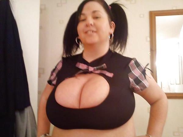 20P Huge Tits, Tight Tops 34