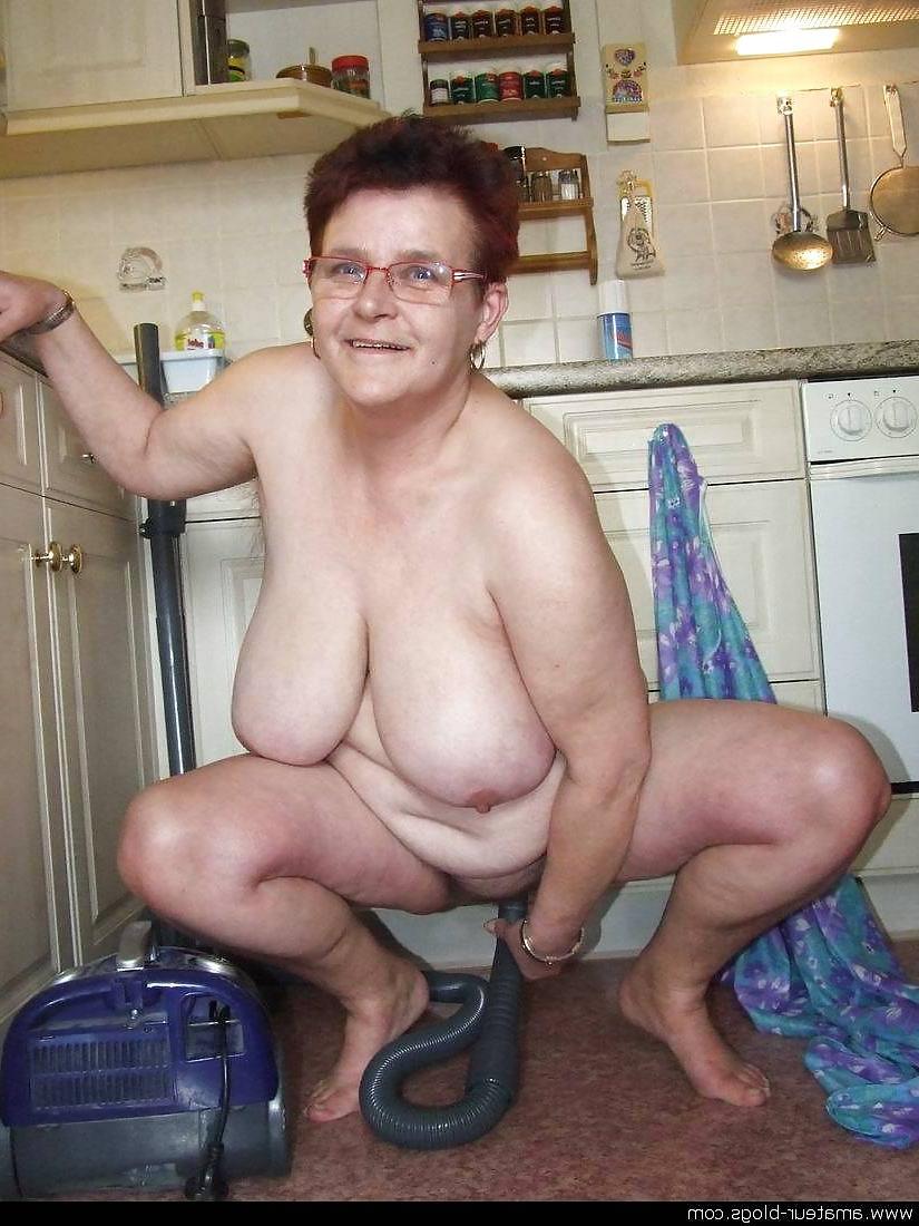 24P Some old cunts and tits