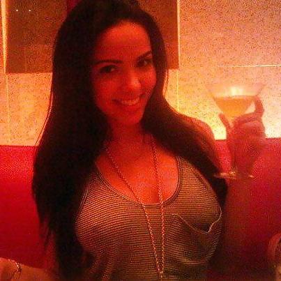 8P Moroccan beurettes sexy boobs