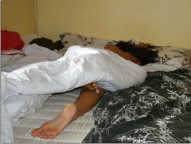 25P Indian Hot Teen.........