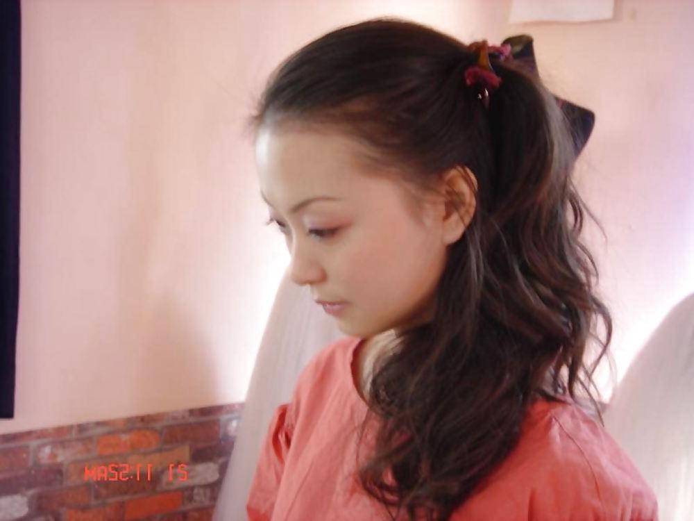 25P The Beauty of Amateur Horny Hairy Asian Wife