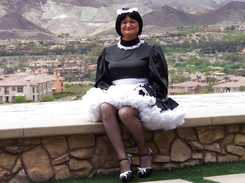 25P Das Sissy Maid
