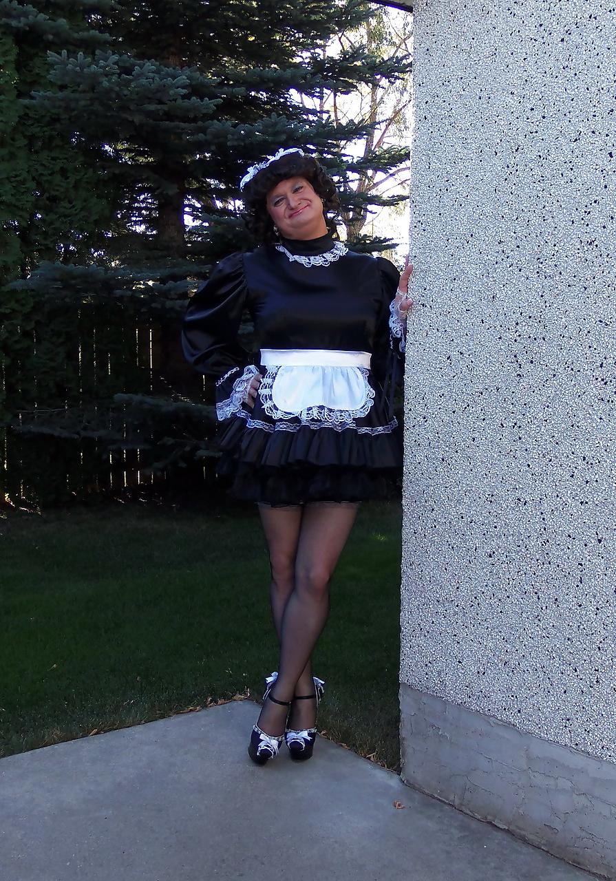 25P Das Sissy Maid
